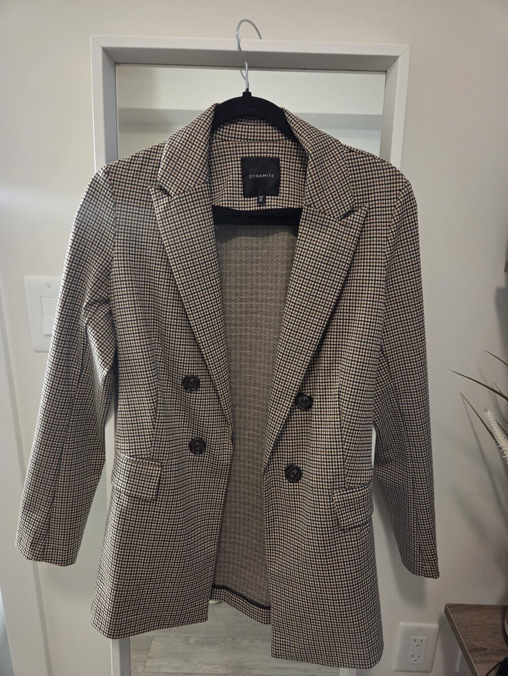 Dynamite Double-Breasted Plaid Blazer Small